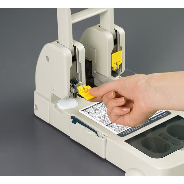 コクヨ KOKUYO 強力パンチ最大穿孔枚数PPC用紙110枚 PN-32N 4901480166919