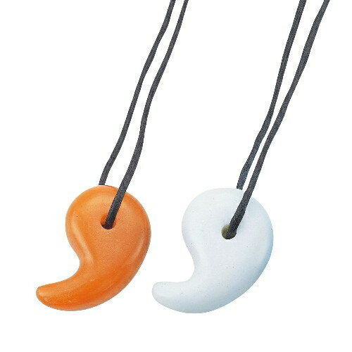 アーテック 高蝋石まがたまカット済・穴有（小袋無） 4521718240008