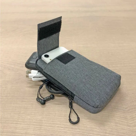 クツワ スマホポーチ撥水（ネイビー） FS102NB 4901478156533（2セット）