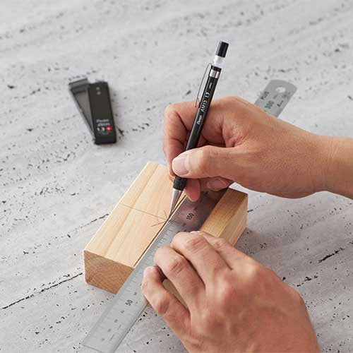 ぺんてる シャープペンシルAMAIN1.3mmブラック軸 4902506420473