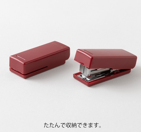 デザインフィルミドリ　ＸＳ　コンパクトホッチキス　えんじA  35640006 4902805356404（5セット）