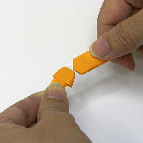 Positive retractable knife S CU-103 yellow