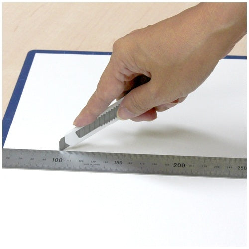 Positive retractable knife S CU-103 white