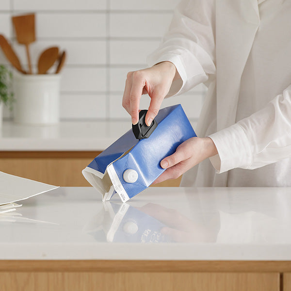 ミドリ ボックスカッター黒 35605006 4902805356053（5セット）