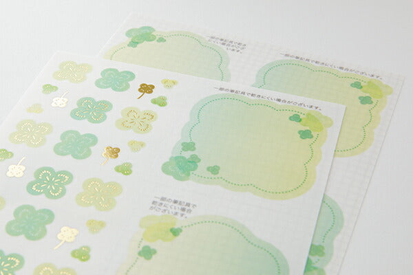 Midori/82724006_สติ๊กเกอร์ใสสำหรับกระดาษสี 18 แผ่น (S) ลายโคลเวอร์/4902805827249 (5 ชุด)