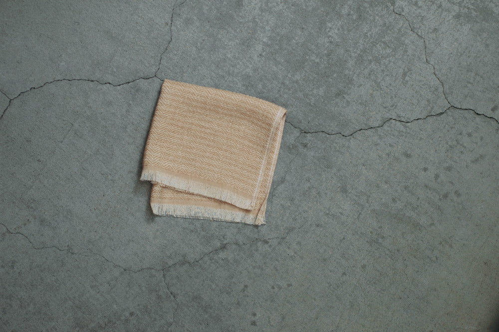 Kurashiki Design Mini serviette en gaze à chevrons fine (Beige) 28491-02