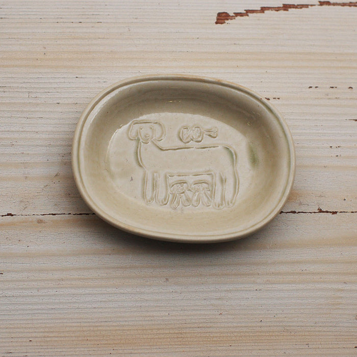Rekaan Kurashiki Plat Kacang Bujur Bonbon Toraneko (Beige Anjing)