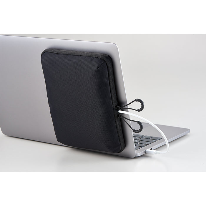 キングジム ノートPCに貼り付けるポーチ　PCP10K　4971660778263